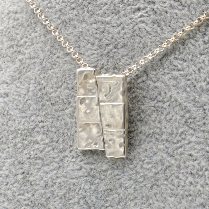 dip slip fault pendant geology jewelry ontogenie
