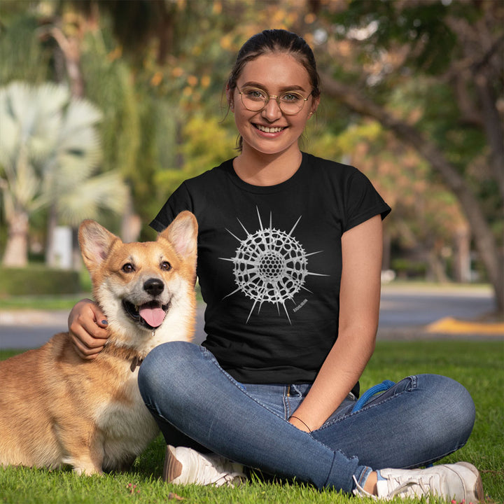 woman wearing radiolaria t-shirt in black by ontogenie