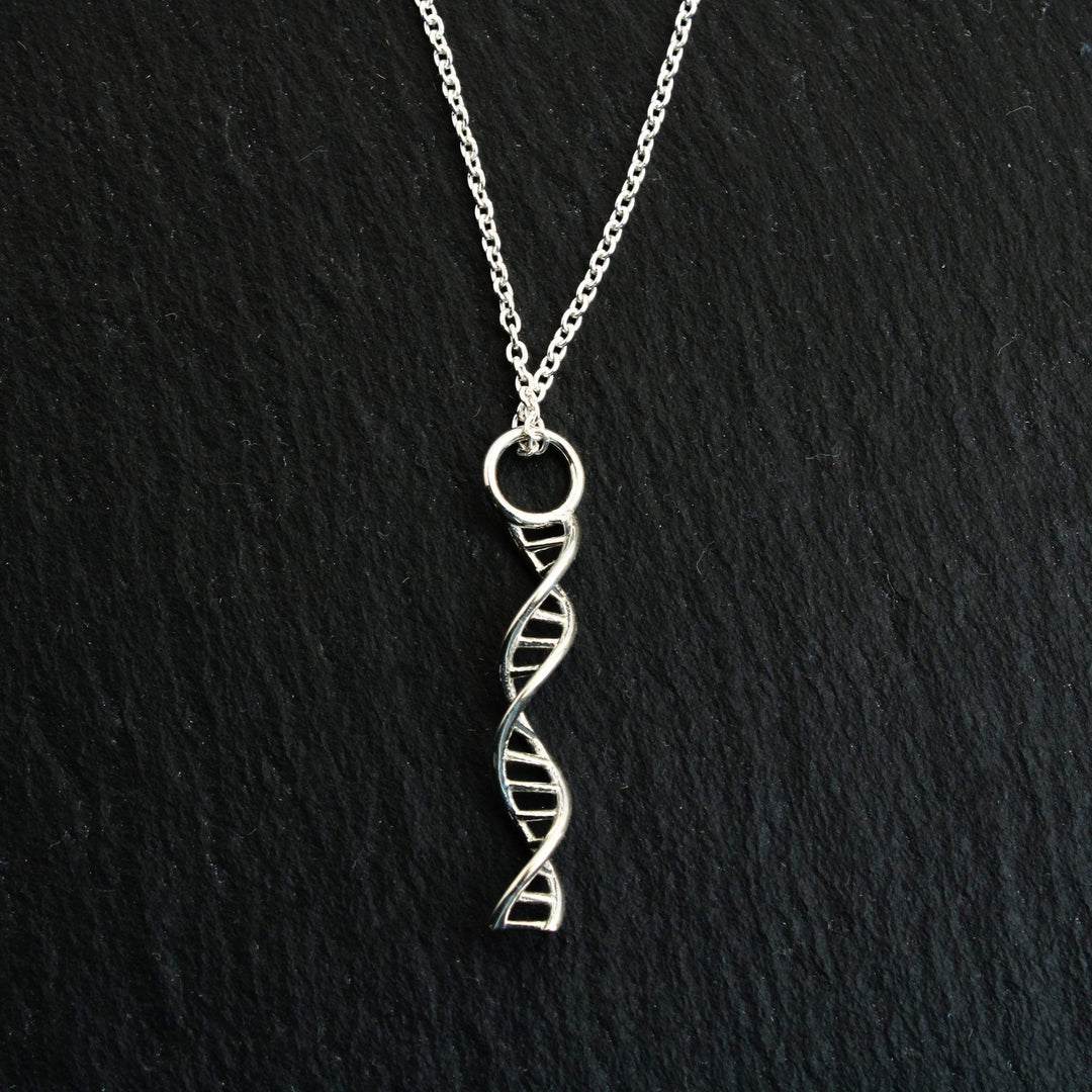 DNA pendant sterling silver Ontogenie