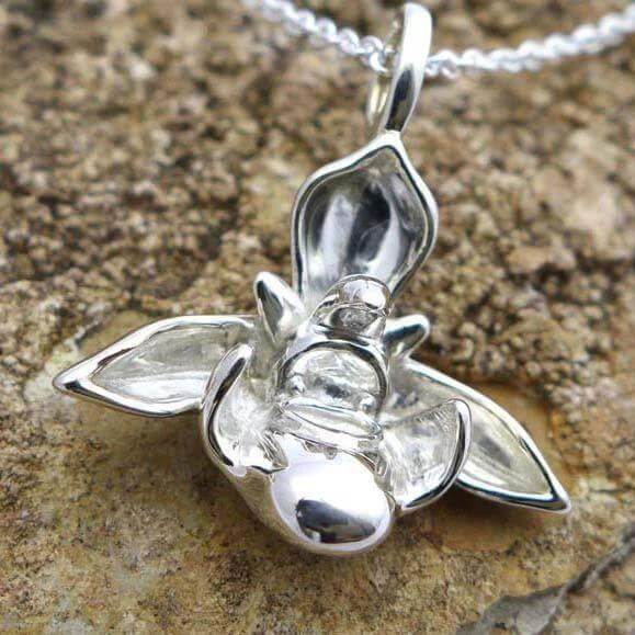 bee orchid pendant silver Ontogenie Science Jewelry
