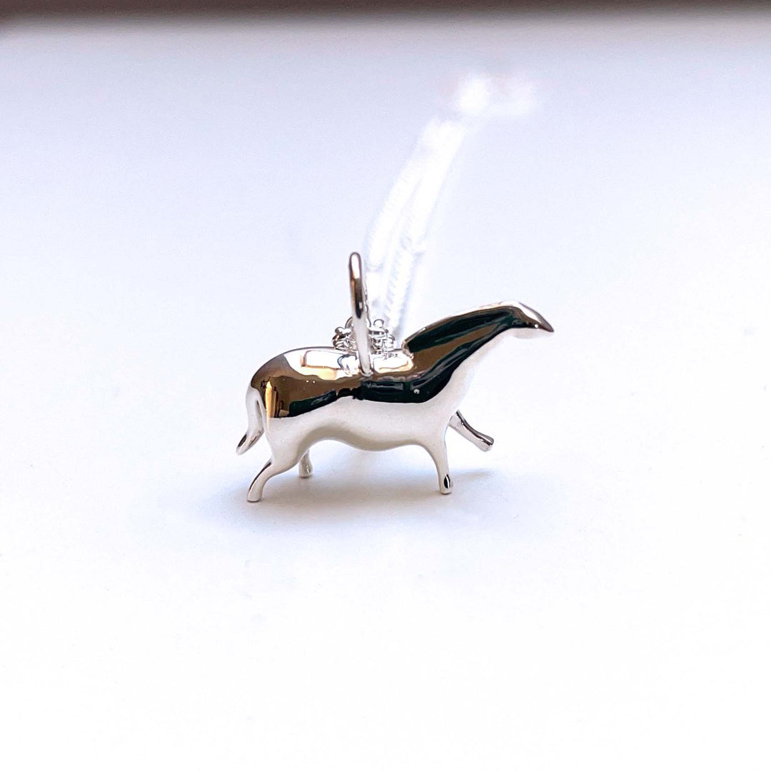 paleolithic horse in solid sterling silver 