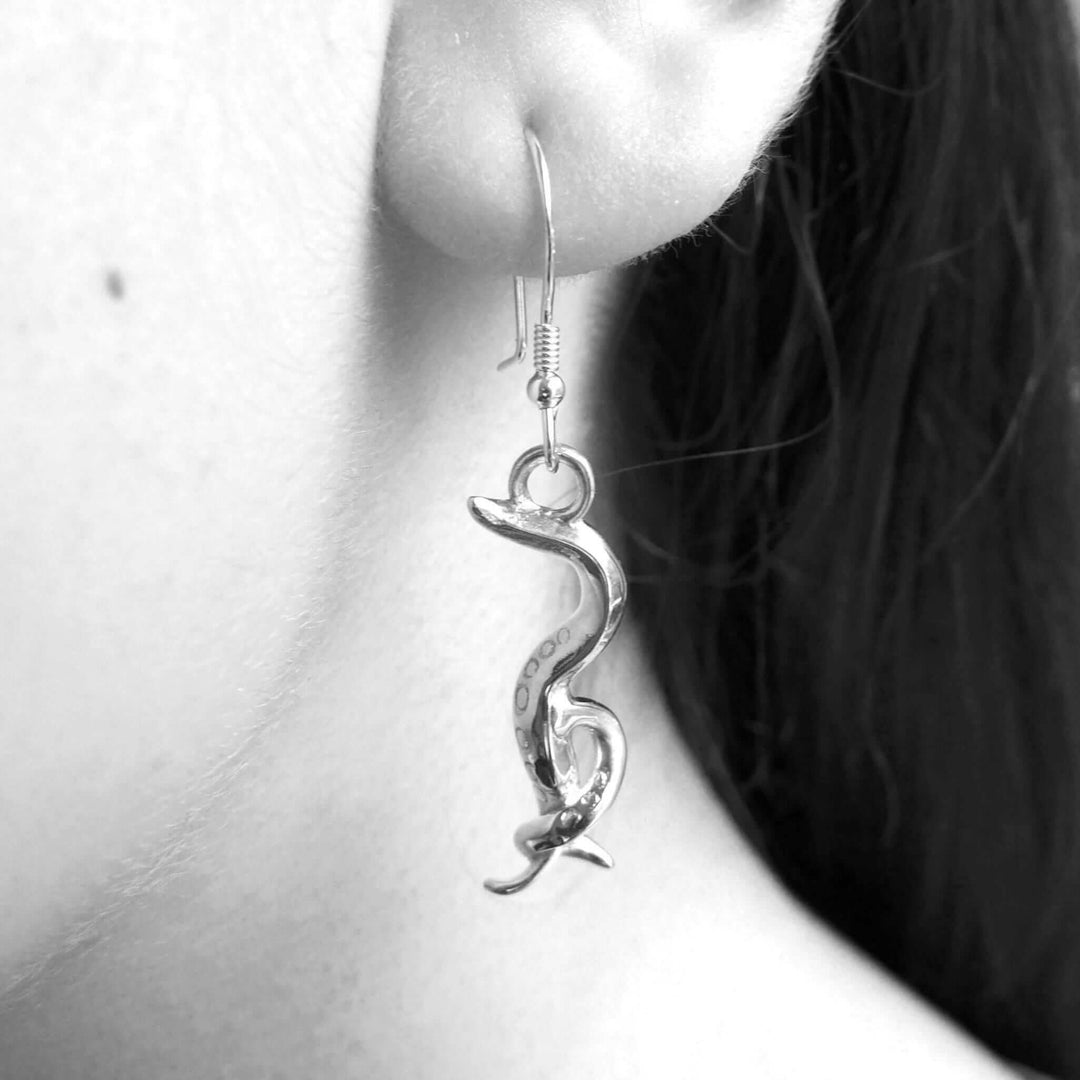 C. elegans Nematode Earrings [Ontogenie Science Jewelry] sterling silver 