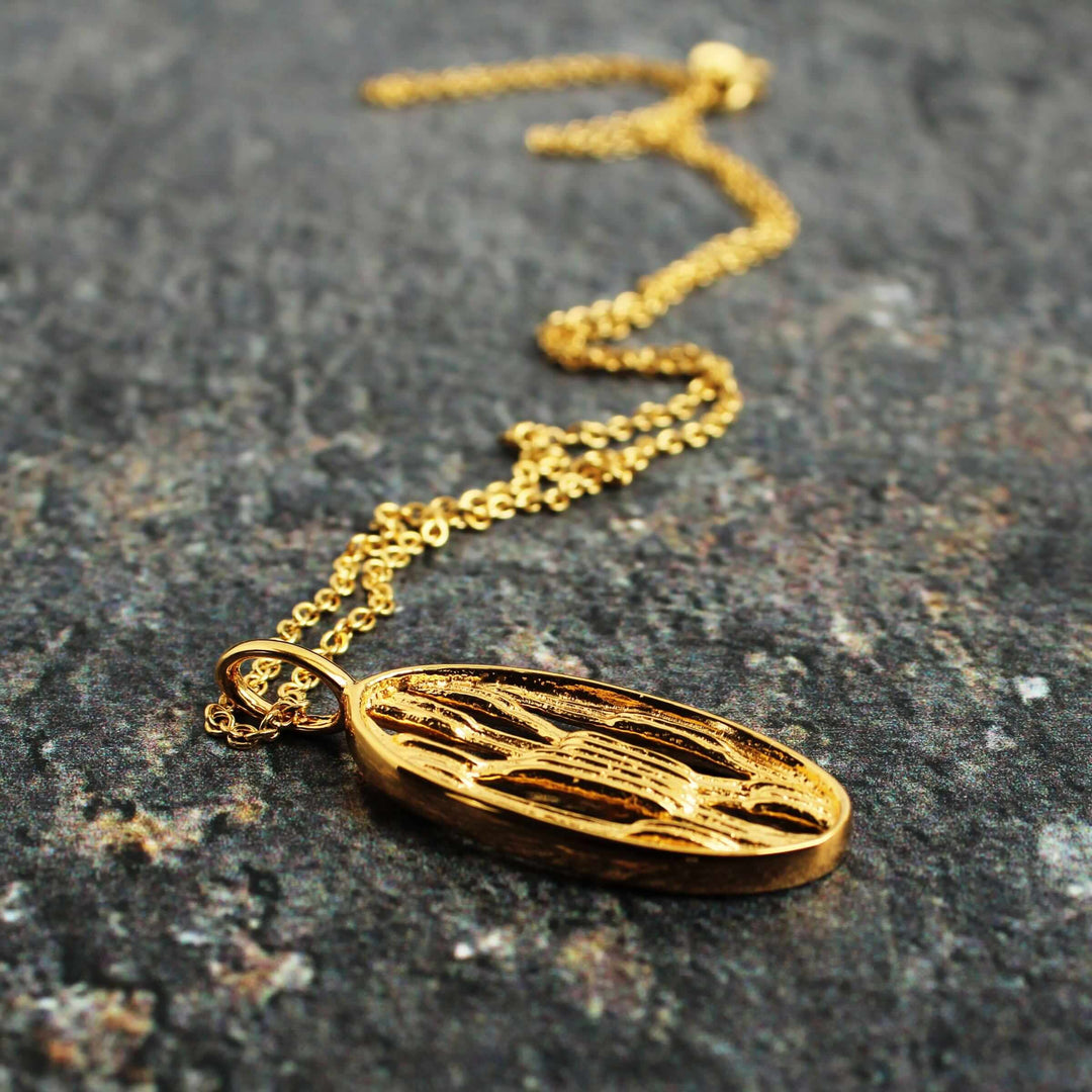 Chloroplast pendant in 14K gold plated brass Ontogenie