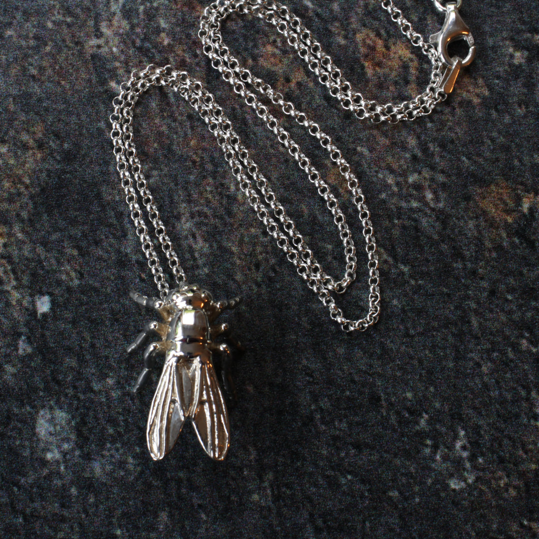 drosophila pendant in sterling silver by Ontogenie