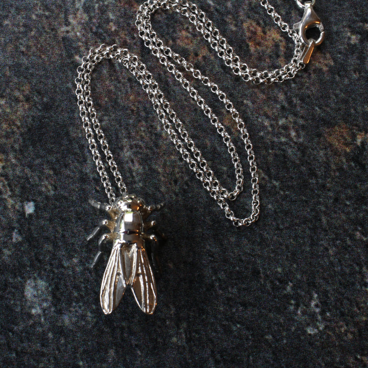 drosophila pendant in sterling silver by Ontogenie